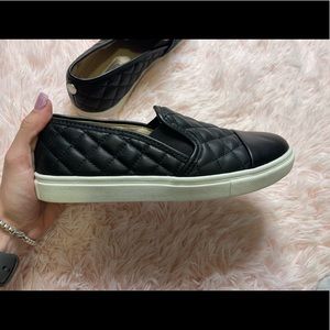 Steve Madden Slip On Sneakers Shoe Black Size 6.5